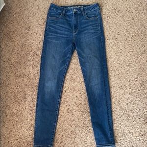 American Eagle hi-rise skinny Jean